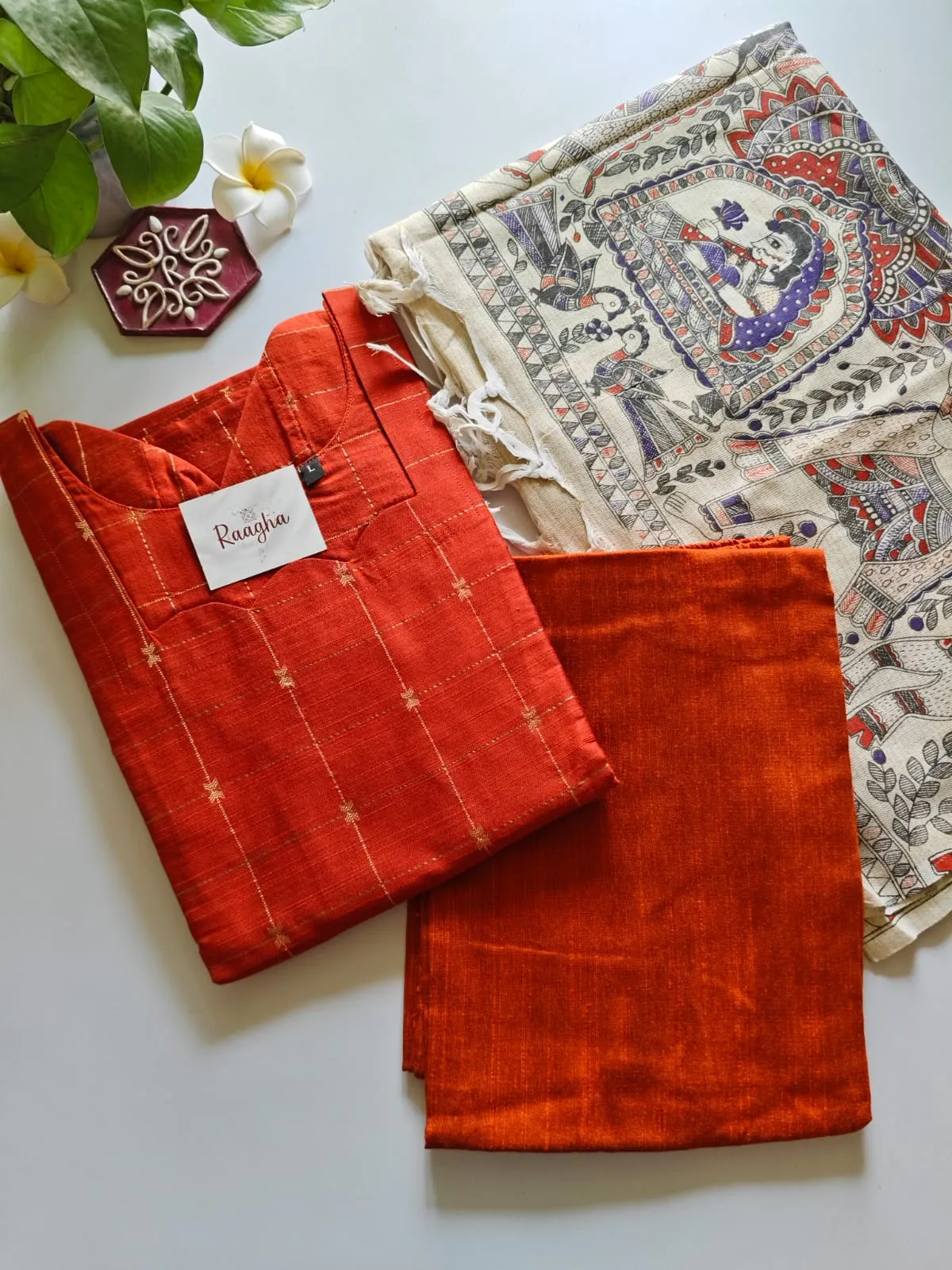 Meenachi Raw Silk Salwar Set